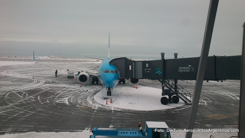 Aeropuerto de El Calafate - Invierno 06.jpg