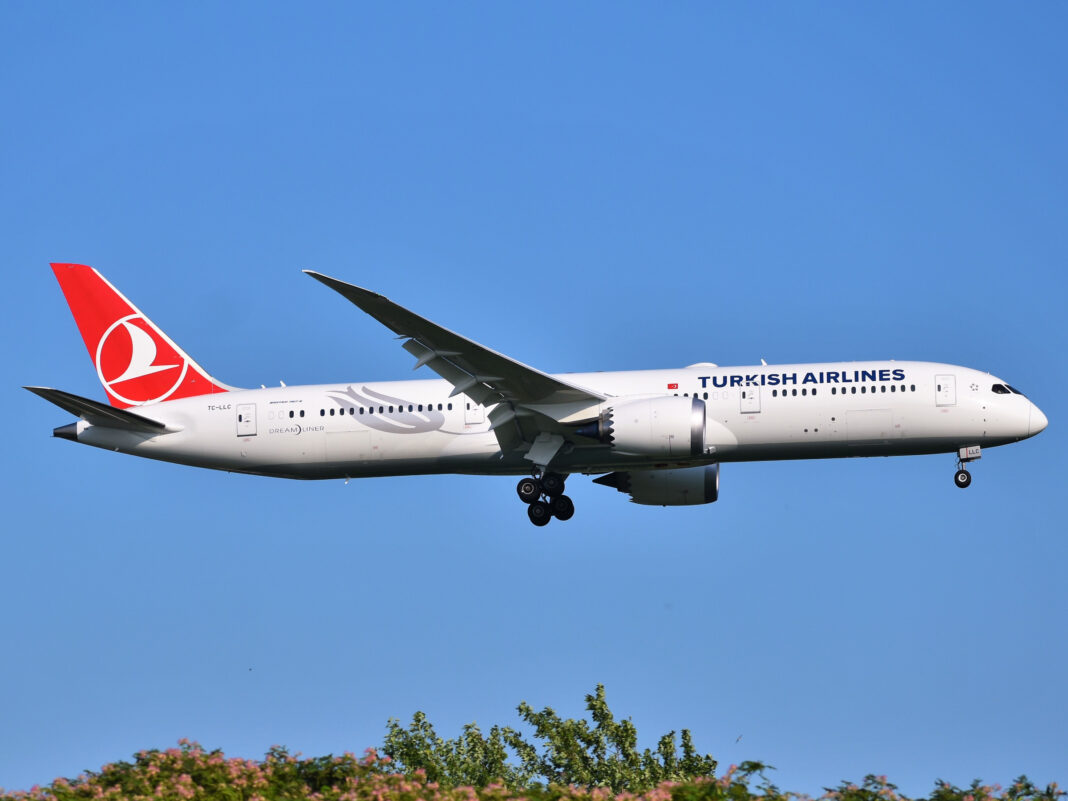 Turkish Airlines Boeing 787-9 Dreamliner