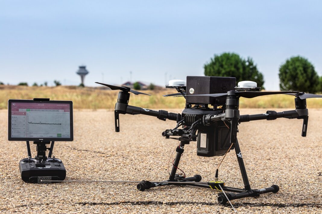 ENAIRE drone Madrid-Barajas España genérica