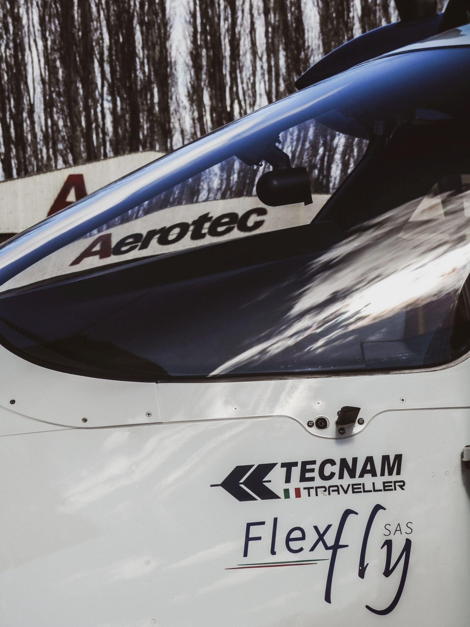 Tecnam P2012 Traveller. FlexFly.