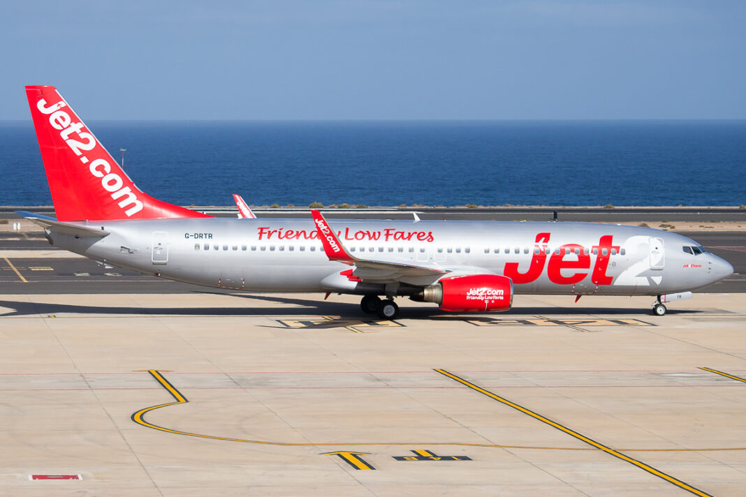 Jet2 - Boeing 737-800 - G-DRTR 