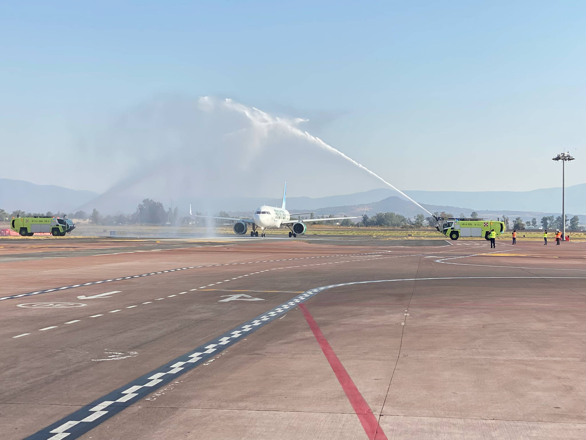 Frontier inaugural a Guadalajara