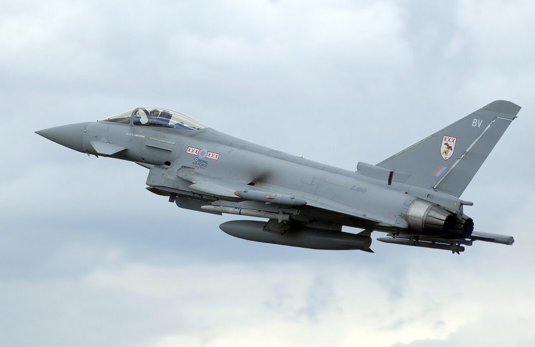 Aviones de combate Typhoon para Ucrania / UK Typhoon fighter jets for Ukraine