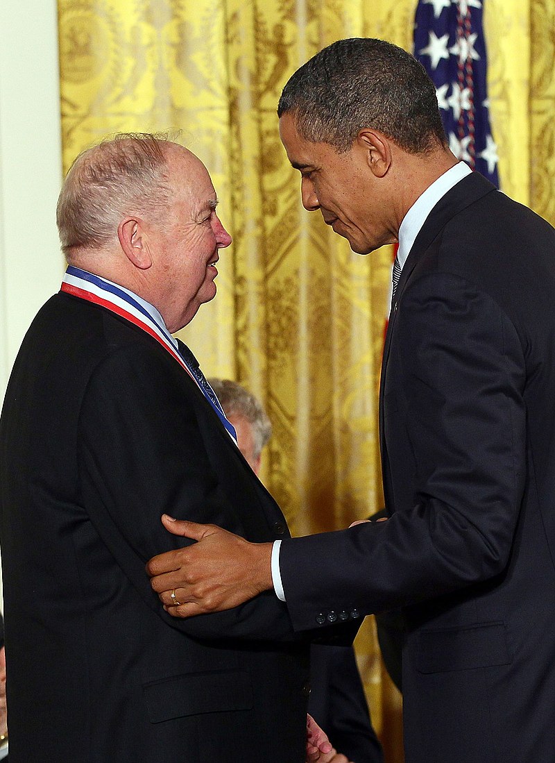 U.S. President Barack Obama (R) awards the National Medal of Technology to Mr. Donald Bateman