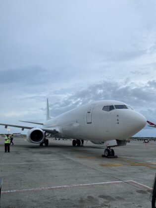 LV-KHQ Boeing 737-800 BCF carguero Aerolíneas Argentinas Cargo (Photo credit: Angelini Sosa)