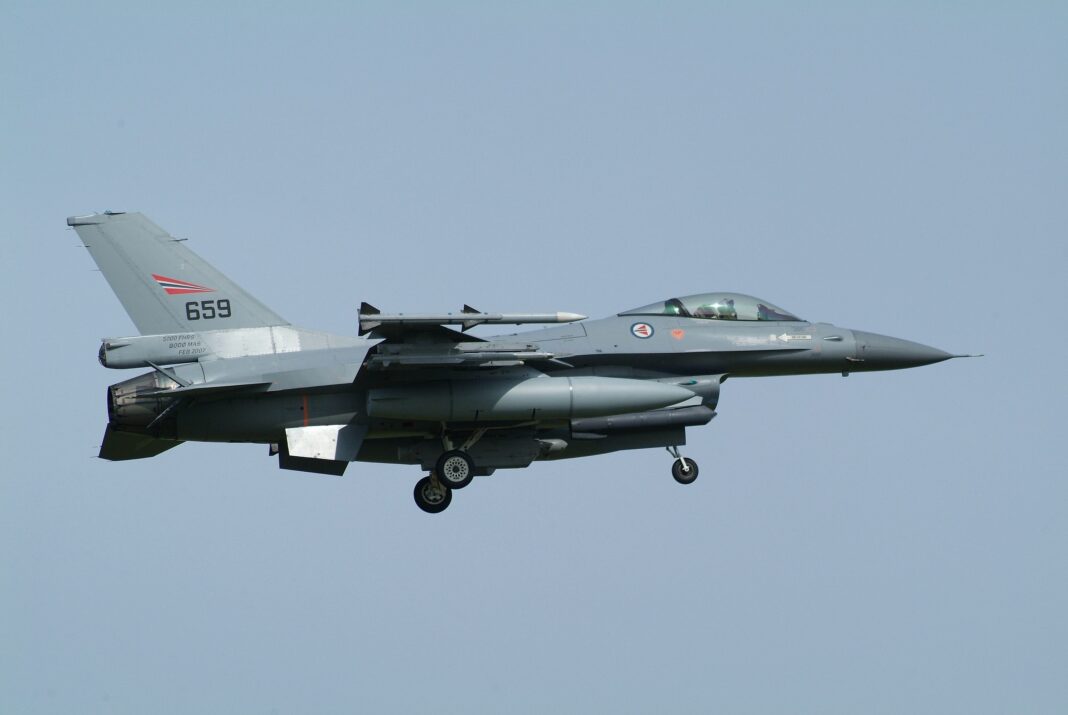 F-16 MLU Noruega Rumanía