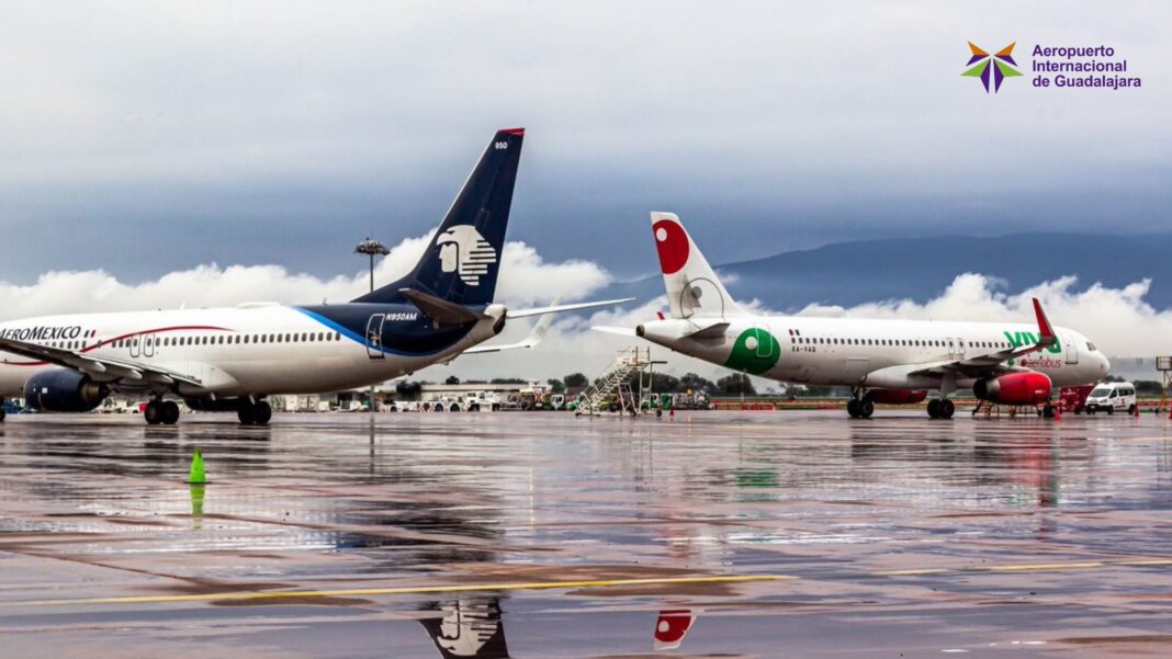 Aerolíneas - Aeroméxico - Viva Aerobus - Guadalajara - México