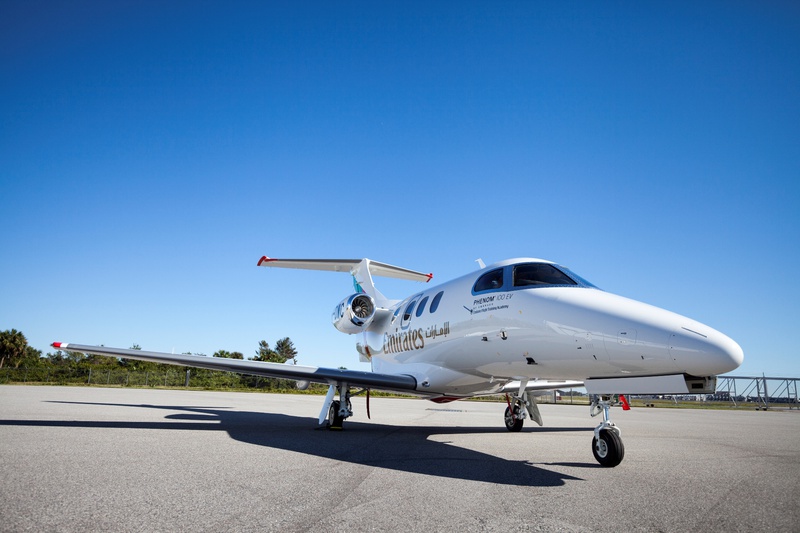 Embraer Phenom 100 EV. Foto: Emirates. 