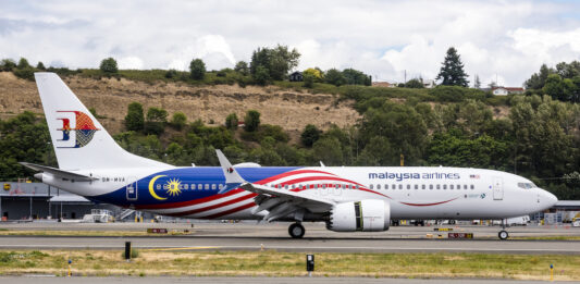 Malaysia 737-8