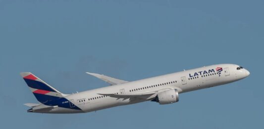 latam Boeing 787-9